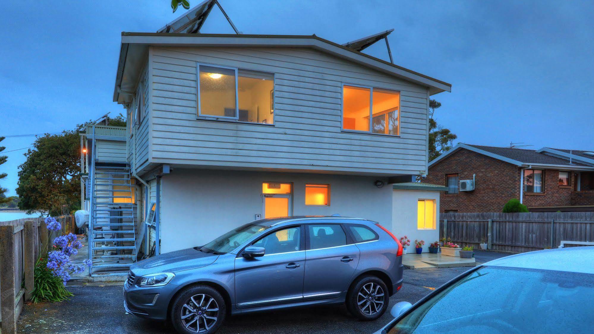 The Dannebrog Lodge Devonport Exterior photo